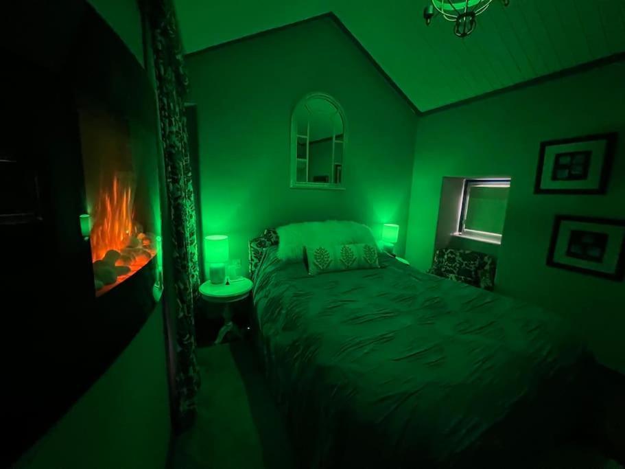 Unique Luxurious 17-Century Smart Chapel In Historical Center - Sintra Wow Villa Luaran gambar