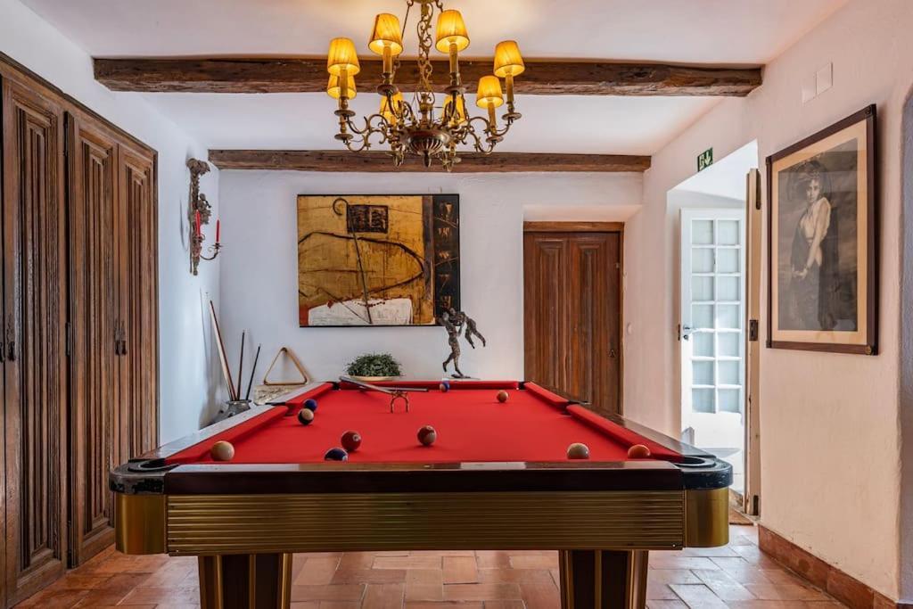 Unique Luxurious 17-Century Smart Chapel In Historical Center - Sintra Wow Villa Luaran gambar