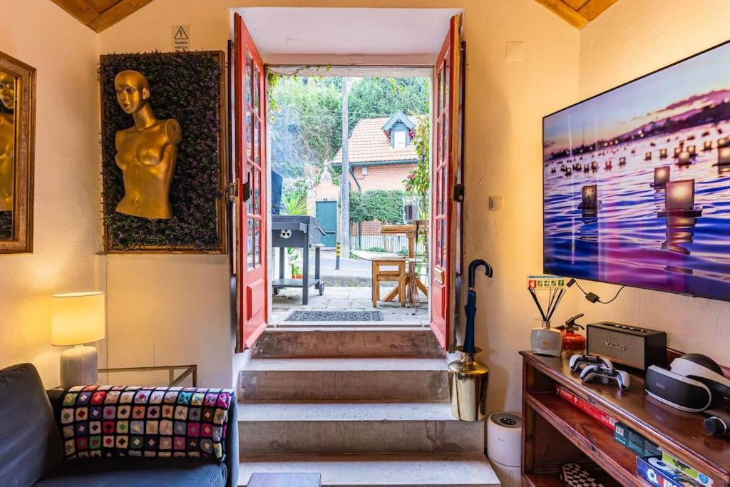 Unique Luxurious 17-Century Smart Chapel In Historical Center - Sintra Wow Villa Luaran gambar