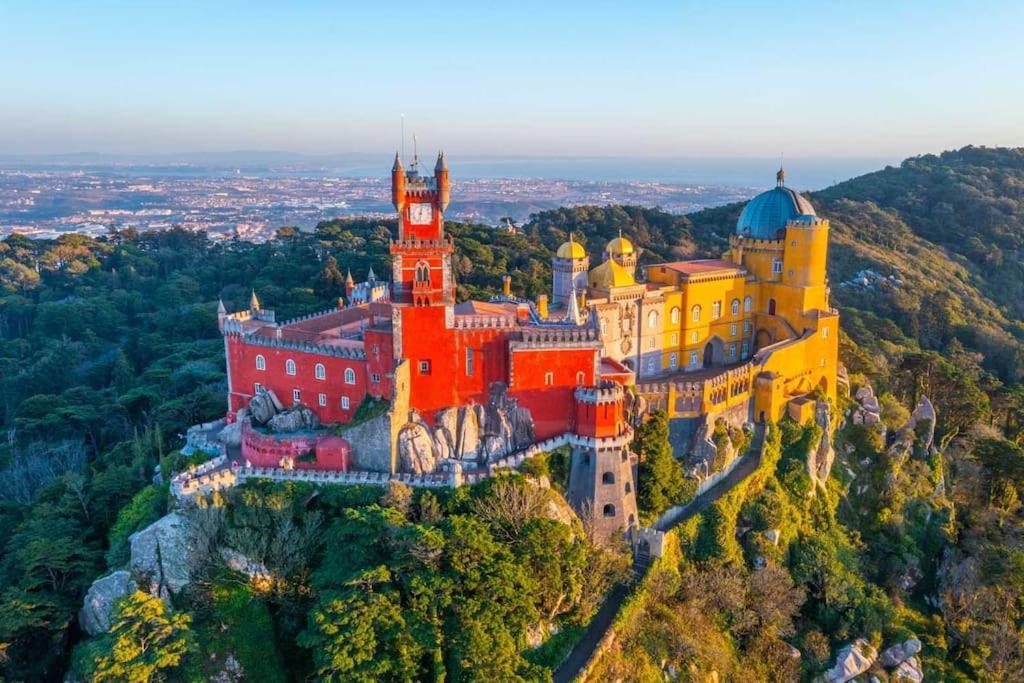 Unique Luxurious 17-Century Smart Chapel In Historical Center - Sintra Wow Villa Luaran gambar